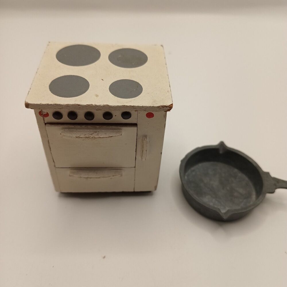 Lundby Miniature Dollhouse Vintage Kitchen Stove Oven 1:16 Wood, Swedish w/Pan